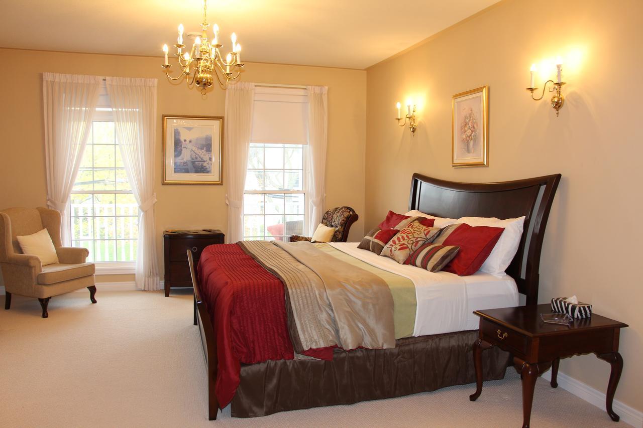 The White House Boutique B&B Niagara-on-the-Lake Eksteriør billede